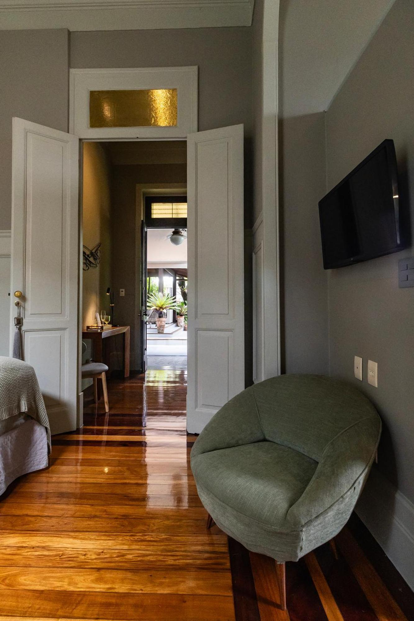 Deluxe Double or Twin Room City View